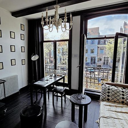 The Black Beauty Private Studio With Canal View From 1799 Amsterdam Extérieur photo