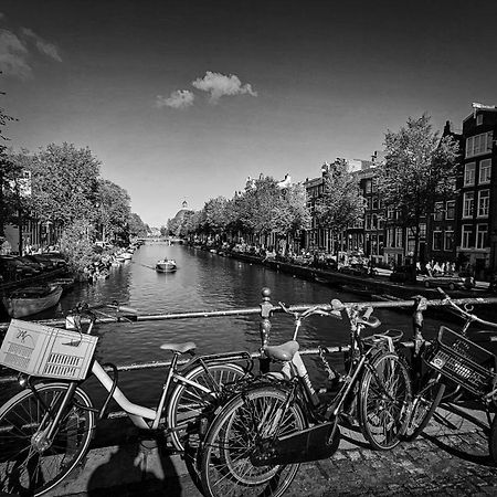 The Black Beauty Private Studio With Canal View From 1799 Amsterdam Extérieur photo