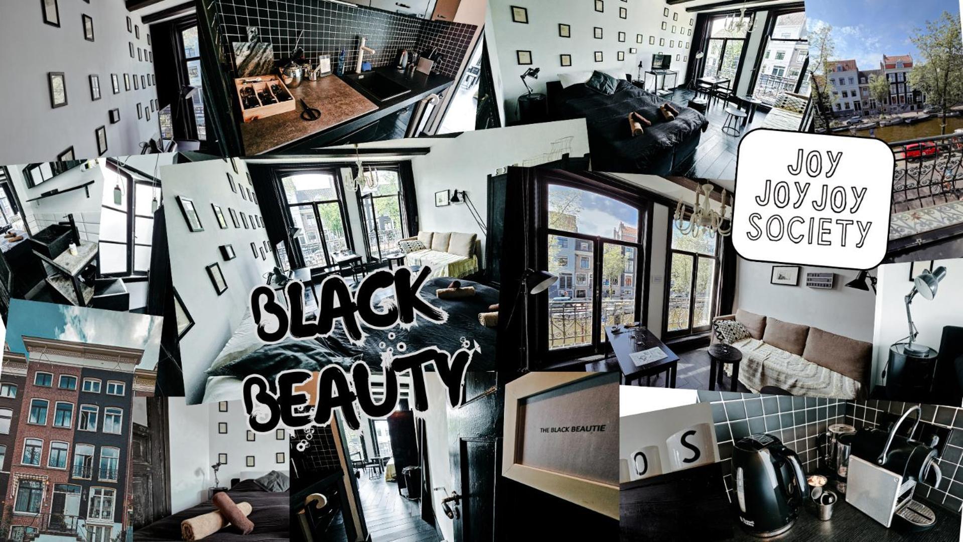 The Black Beauty Private Studio With Canal View From 1799 Amsterdam Extérieur photo